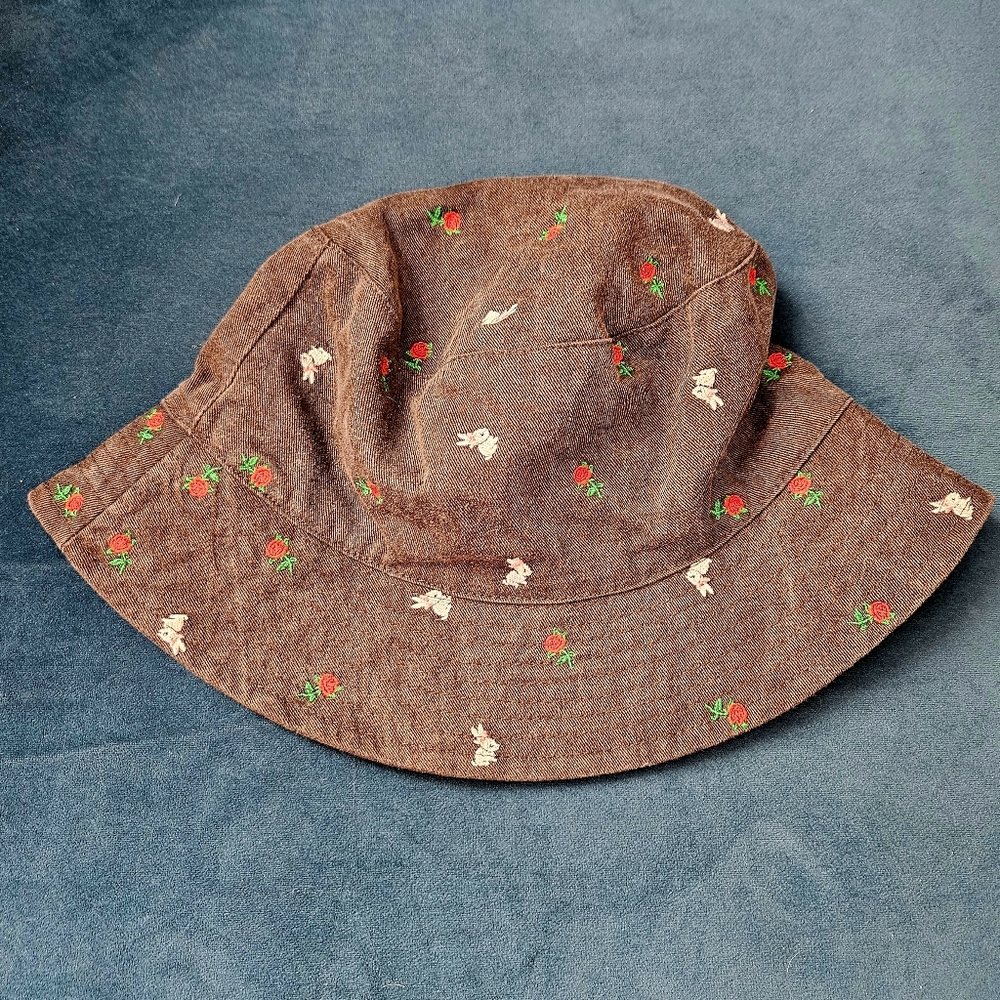 Urban Outfitters Rabbits And Roses Bunnies Bows Bucket Hat